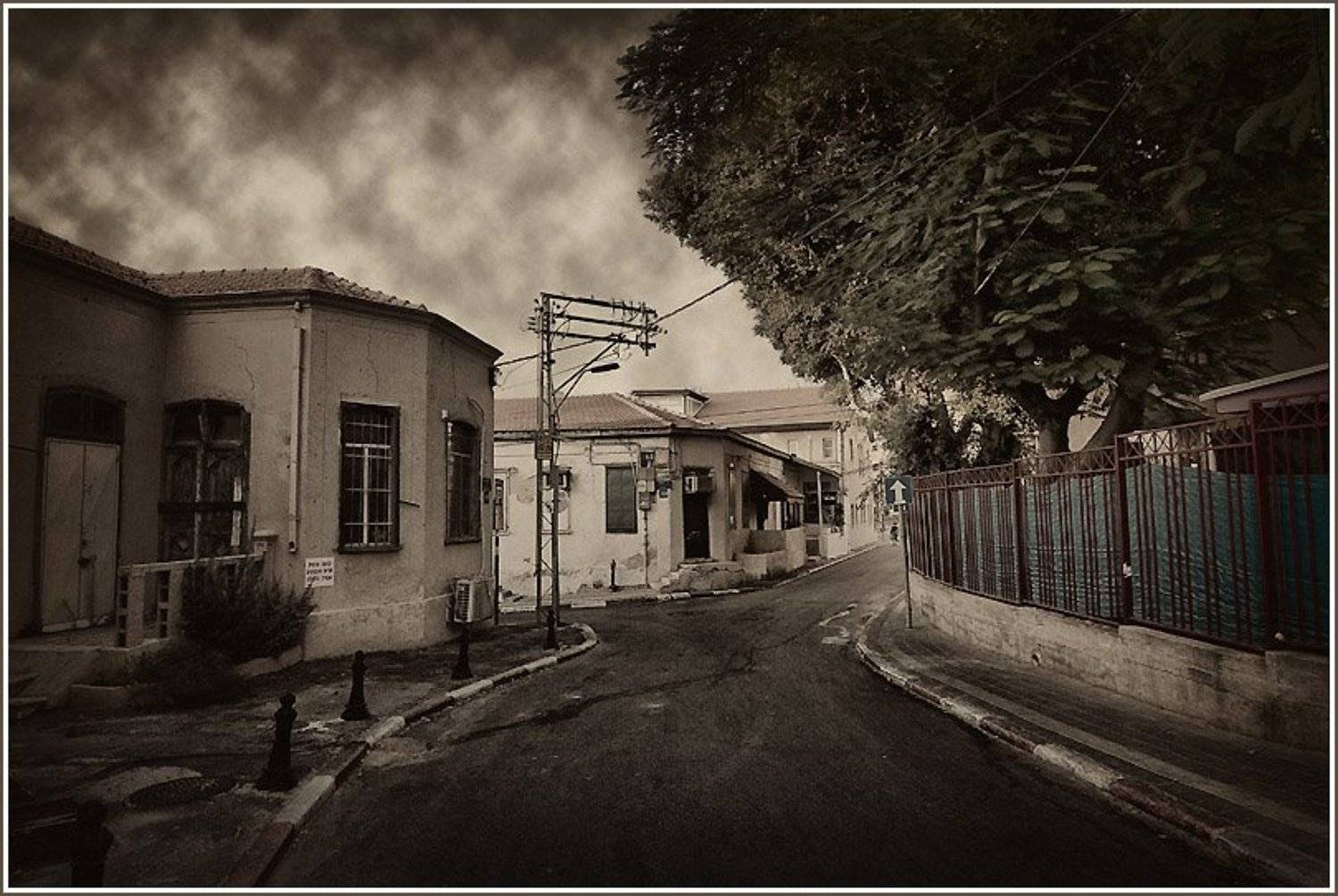 * * *. Автор: Alexander Tolchinskiy , Alexander Tolchinskiy