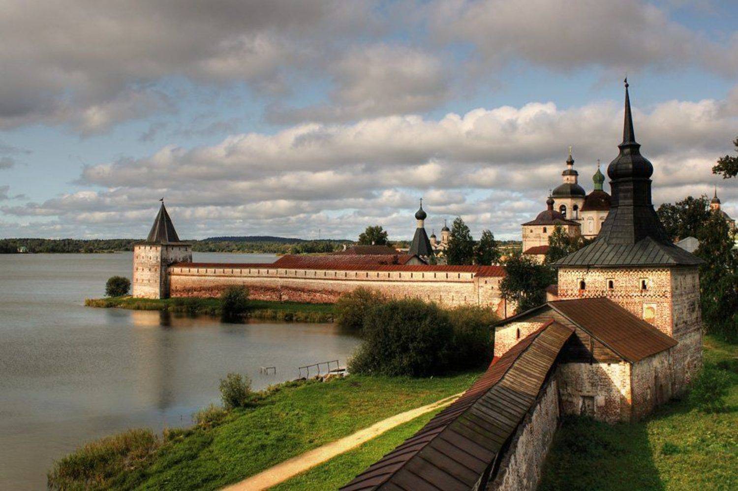 В Кирилло-Белозерском монастыре. Автор: Павел Дунюшкин , Павел Дунюшкин