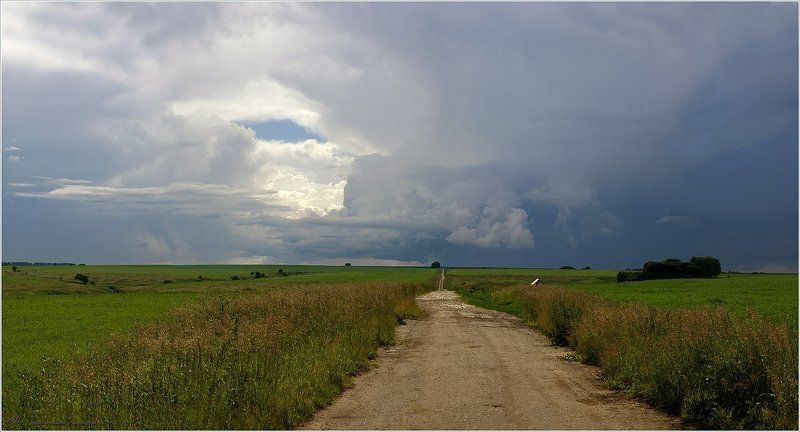 Дорога в горизонтphoto preview