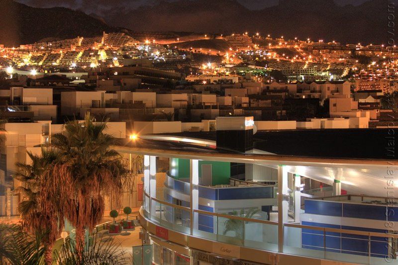 тенерифе Ночной городphoto preview