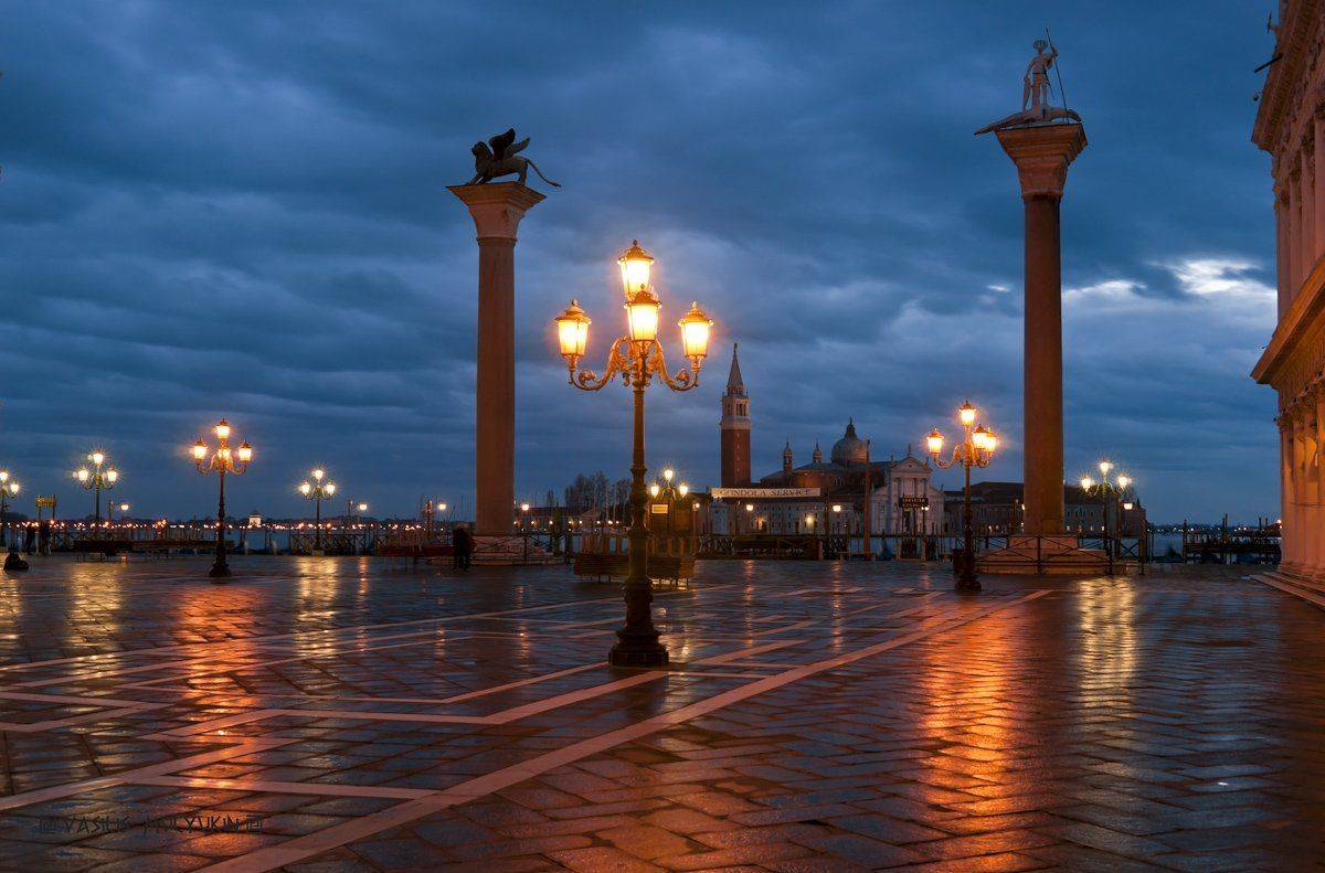 Venezia ... alba ...San Marco ... фонари ещё горят.. Автор: mulden venezia,san marco,фонари, mulden