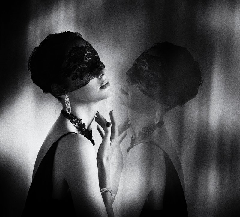 черно-белое, женщина, портрет Незнакомкаphoto preview