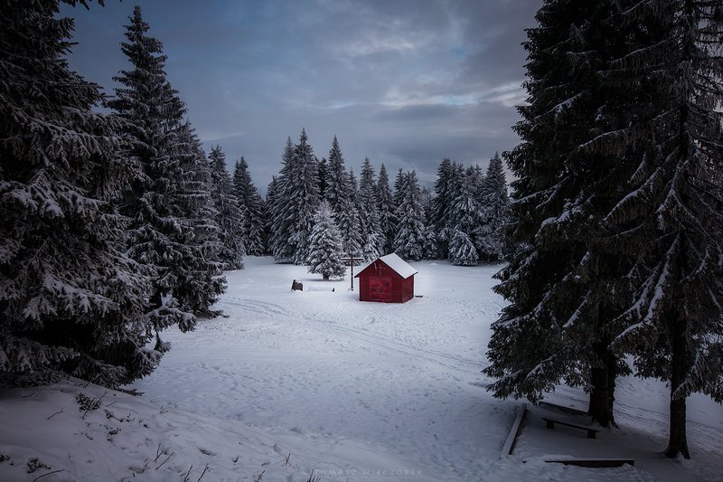 landscape, poland, light, winter, awesome, amazing, sunrise, sunset, lovely, nature, travel, snow, trees, frozen, chapel, mountains, house Chapelphoto preview
