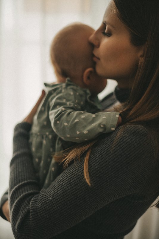 дом семья любовь беременность малыш чудо Мамино счастьеphoto preview