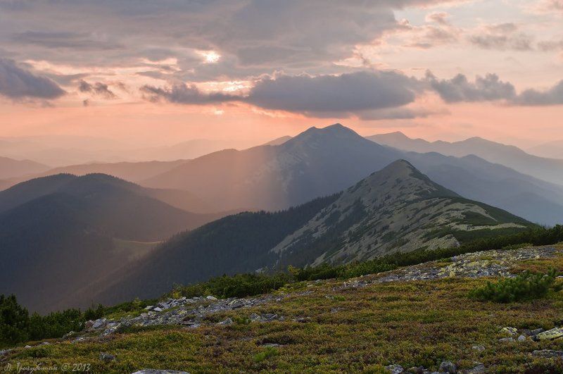 Вечерняя заря на г. Синякphoto preview