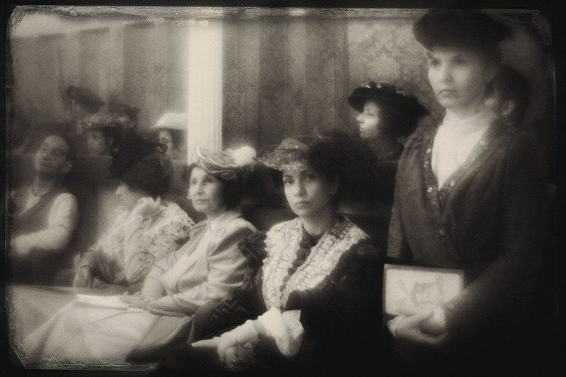 В театреphoto preview