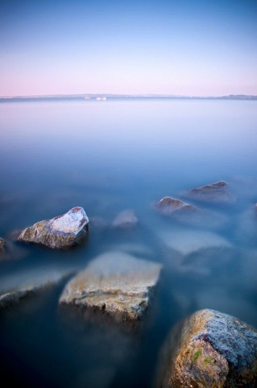 камни озера Балатон...photo preview