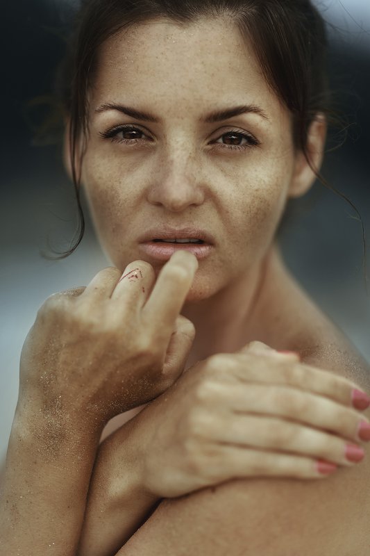 Посмотри на меня...photo preview