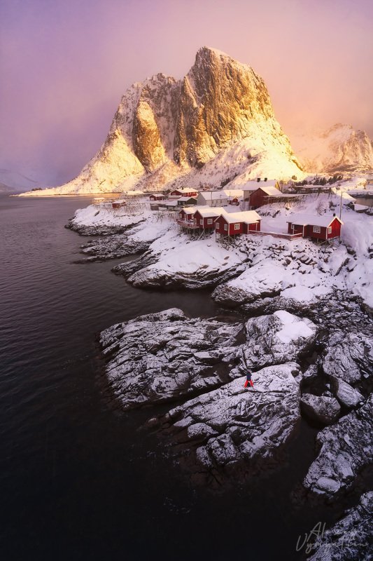 norway, lofoten, reine, moskenes, hamnoya, mountain, winter, sunrise, light, photographer Фотографphoto preview