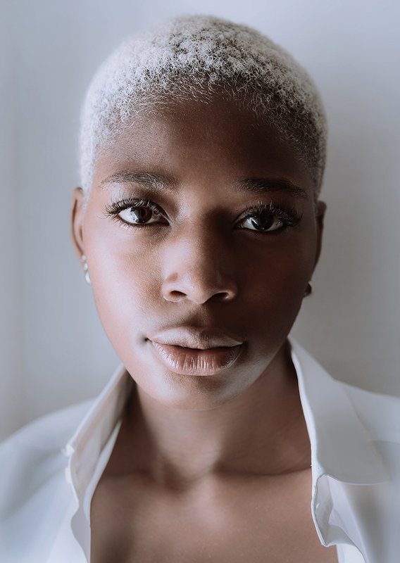 beauty, model, beautiful model, gargeous, italian model, black model, eyes, black eyes, fashion, portrait, women portrait In her eyesphoto preview