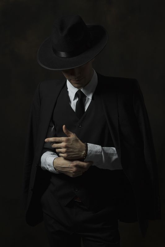 man, portrait, hat, guy, suit, мужчина, портрет, шляпа, парень, костюм the man in the hatphoto preview