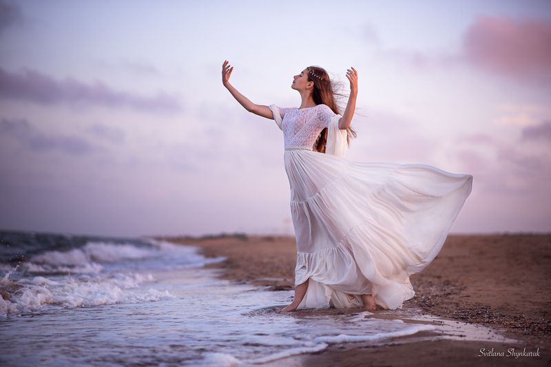 portrait, fragile, natural beauty, female portrait, sea, venus Little Venusphoto preview