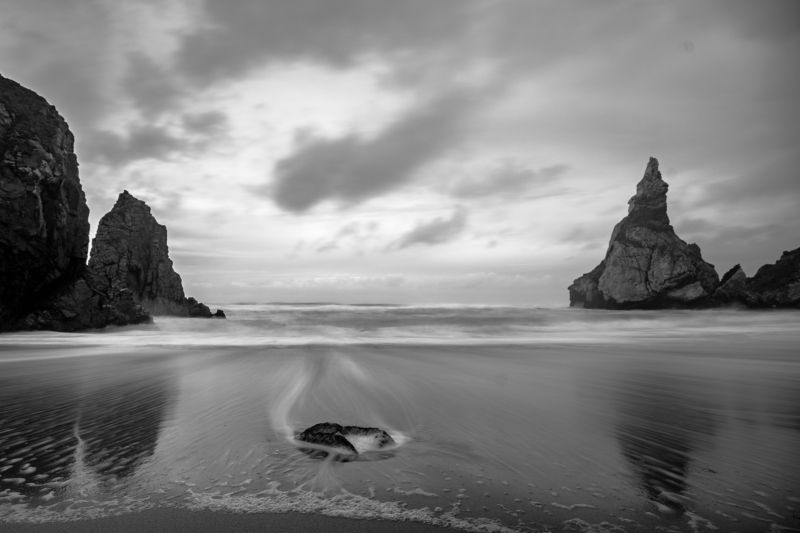 португалия, чб, пляж урса, скалы, берег, атлантика, атлантический океан, океан, вода Пляж Урсаphoto preview