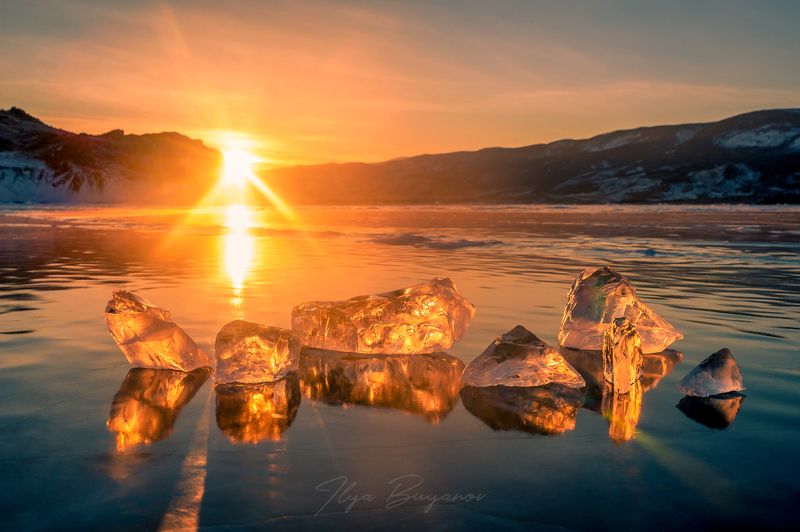 Лёд и пламяphoto preview