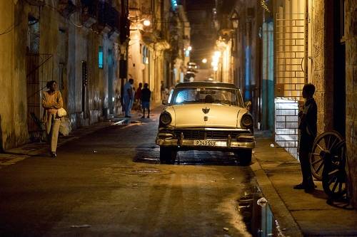 Вечерний променад