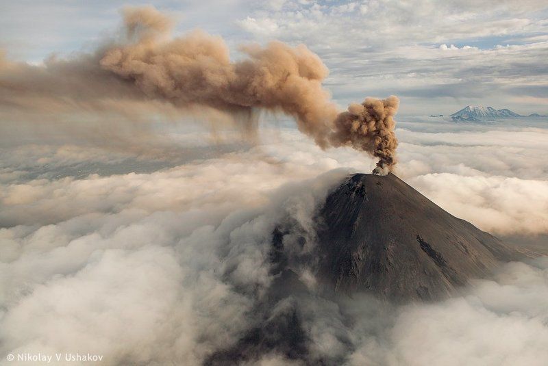 Вулкан Карымскийphoto preview