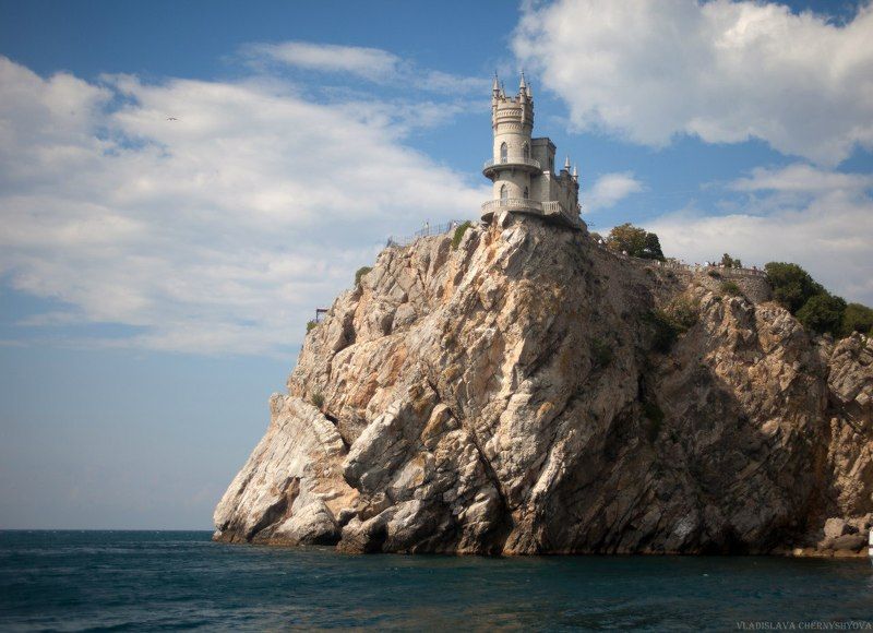 Ласточкино гнездоphoto preview