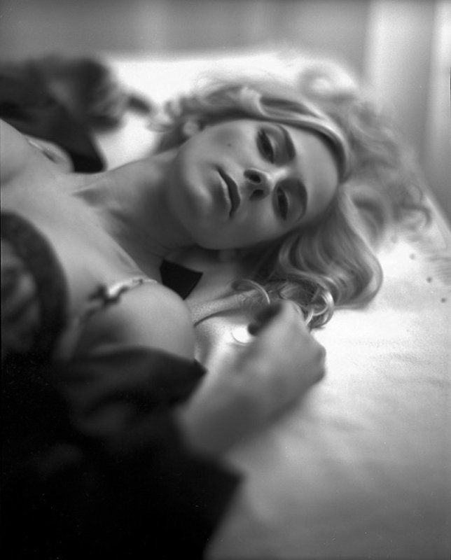 black&white, sensual, film, woman, girl workphoto preview