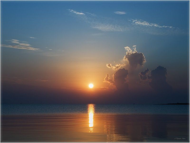 Керчь, Крым, Море, Рассвет ...Зарождение бури...photo preview