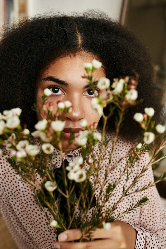 girl flowers portrait spring Karina&flowersphoto preview