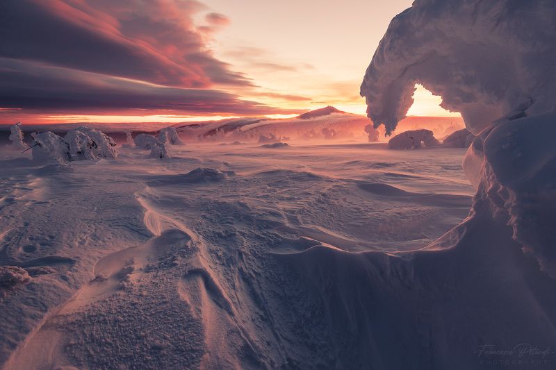 #sunrise #dangerous #winter #frost #snow #karkonosze #poland #landscape Just before sunrise in the winter Karkonosze Mountainsphoto preview