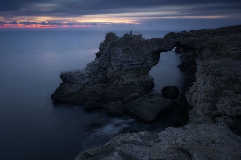 Deep blue photo preview