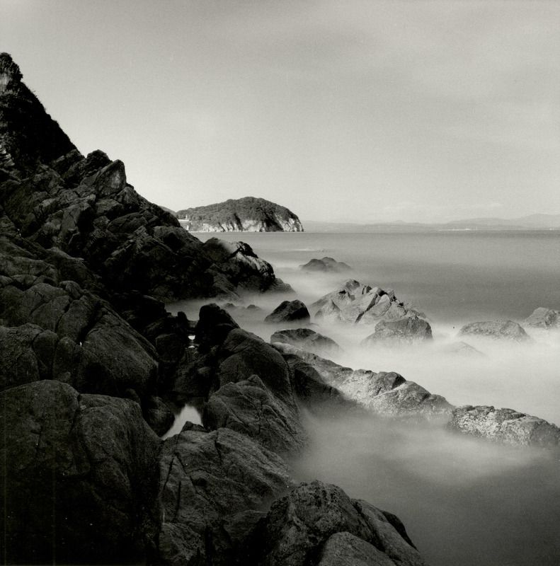 filmphotography, analogphotography, darkroomphotography, silvergelatineprint, b&w, blackandwhite photo preview