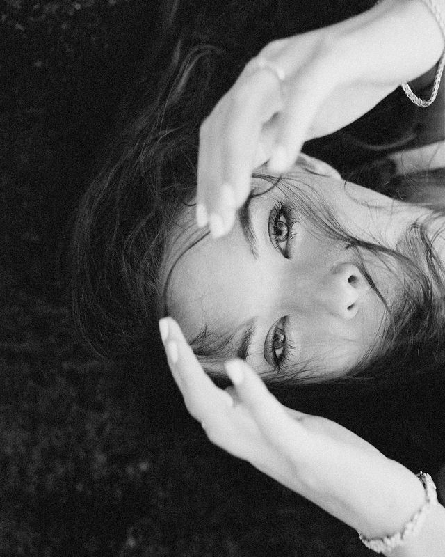 Eyes, look, Портрет, portrait, People, Eyes, Girl, lady, жанр, Mood, soul, девушка, nature, film, фотография, nude, smile,  mountains, photo, Look at mephoto preview