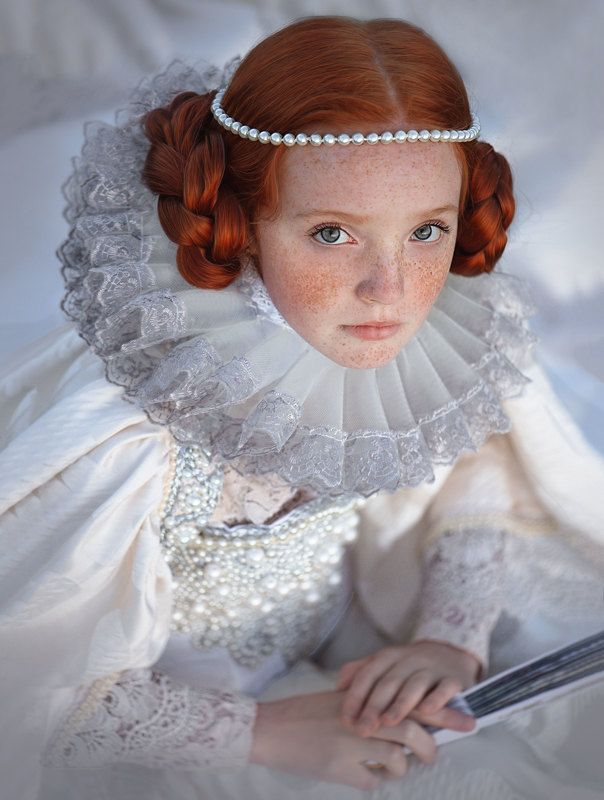 Женский портретphoto preview