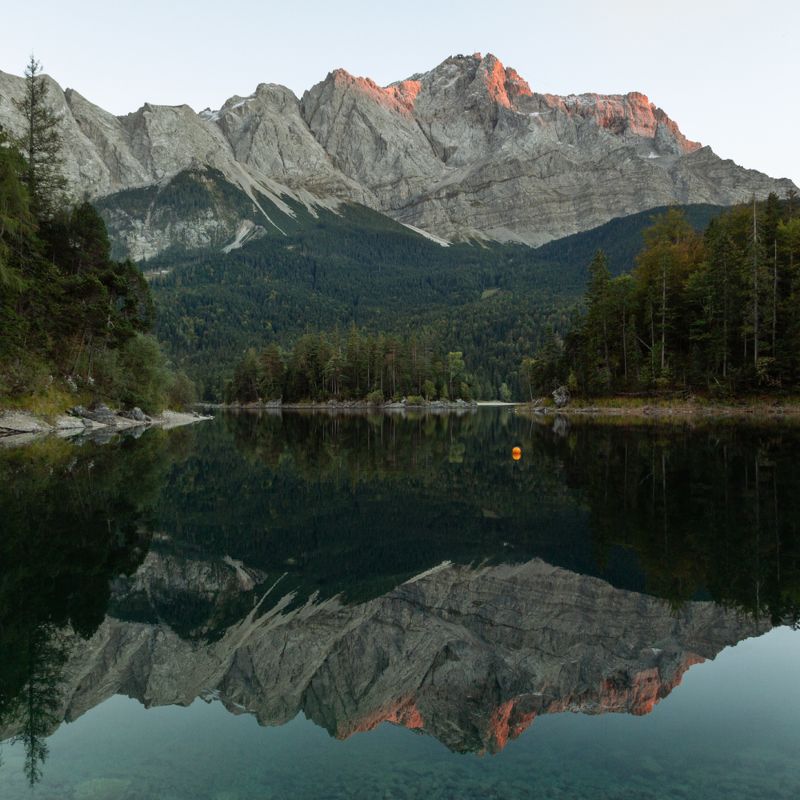 озеро; лес; горы; германия Кристальная водаphoto preview