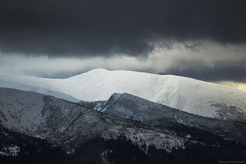 Карпаты, Украина, зима,  Предновогодние видыphoto preview