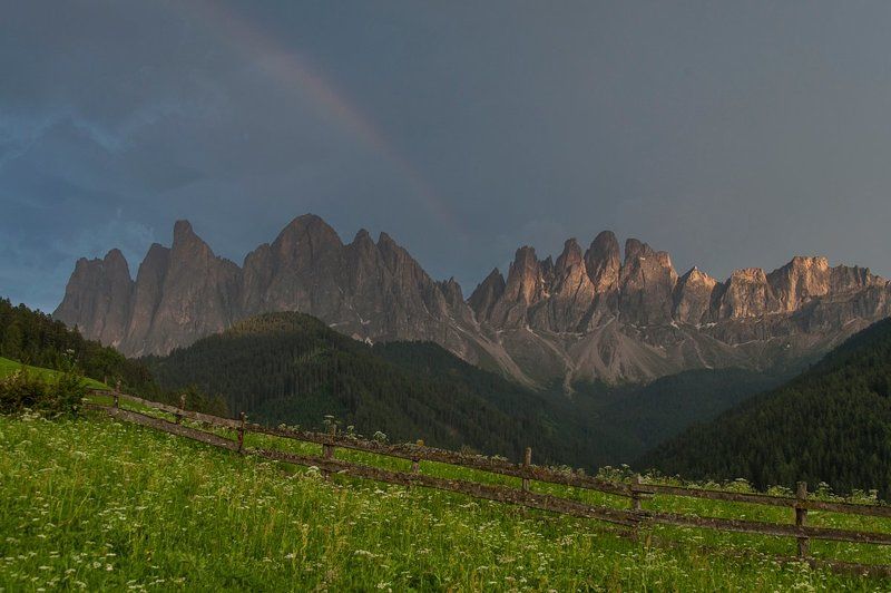 Альпы, Горы, Доломиты, Италия, Путешествие, Радуга Ах, эти горы за забором!photo preview