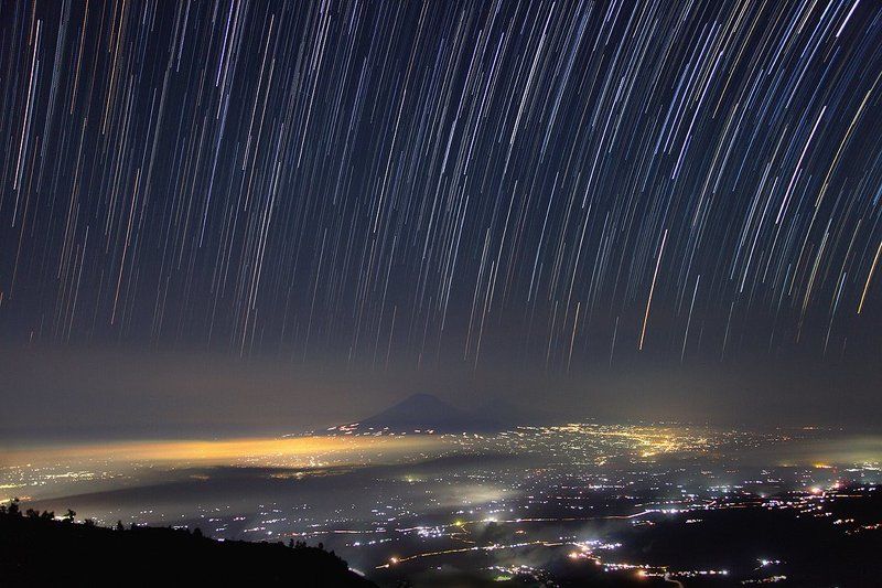 Ночной остров Ява со склона вулкана Мерапиphoto preview