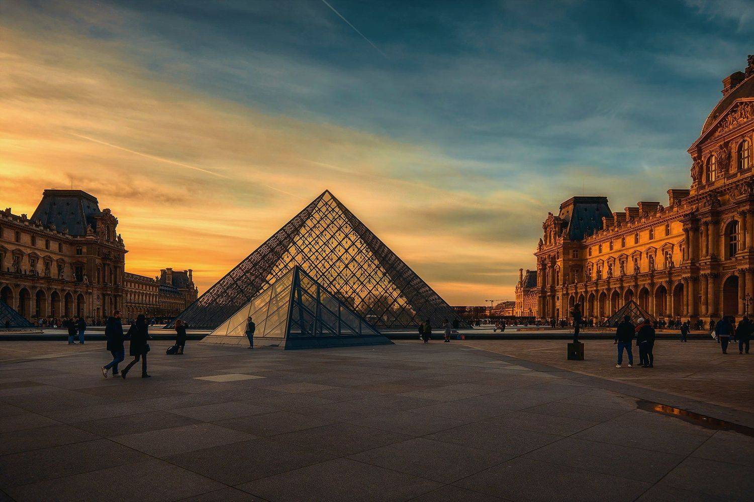 Пирамиды Лувра. Автор: Рашид Усманов , Рашид Усманов