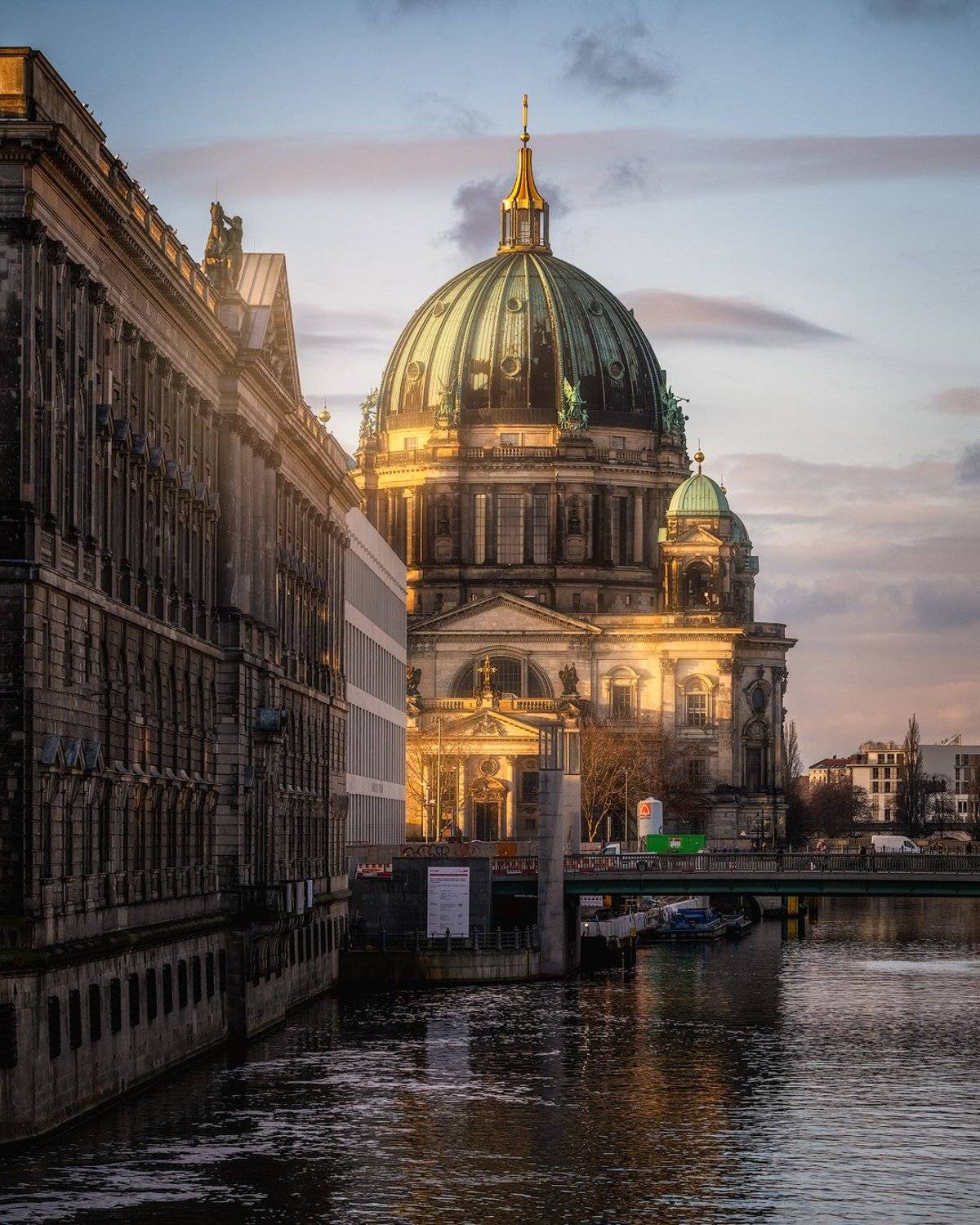 Berlin. Автор: Remo Daut Berlin, Sunrise, Colorful, Moody, Architecture, City, Long Exposure, Remo Daut
