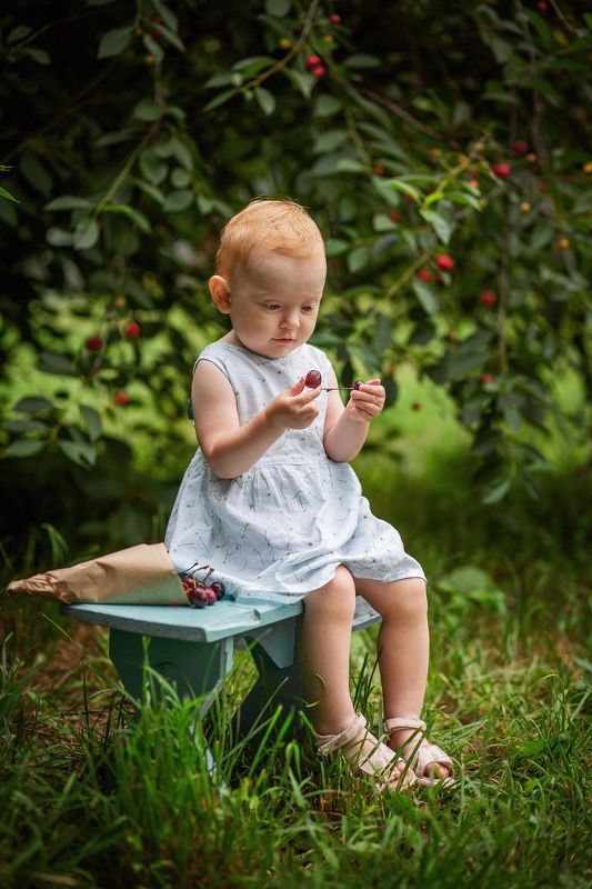 ягоды, черешня, вишня, портрет, девочка, смешной, веселый, детство, малыш, девочка, ребенок ***photo preview