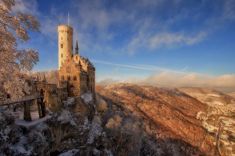 Lichtenstein Castlephoto preview