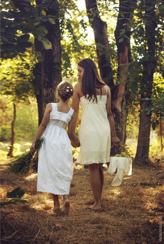 Sistersphoto preview