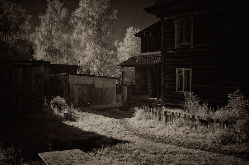 Ижевск, Инфракрасная съемка Сегодняшнее прошлоеphoto preview