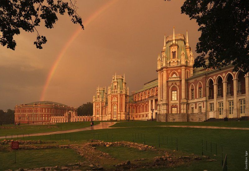 архитектура, вечер, дворец, дождь, закат, лето, москва, парк, радуга, руины, царицыно Июньский вечер с радугой в Царицыноphoto preview