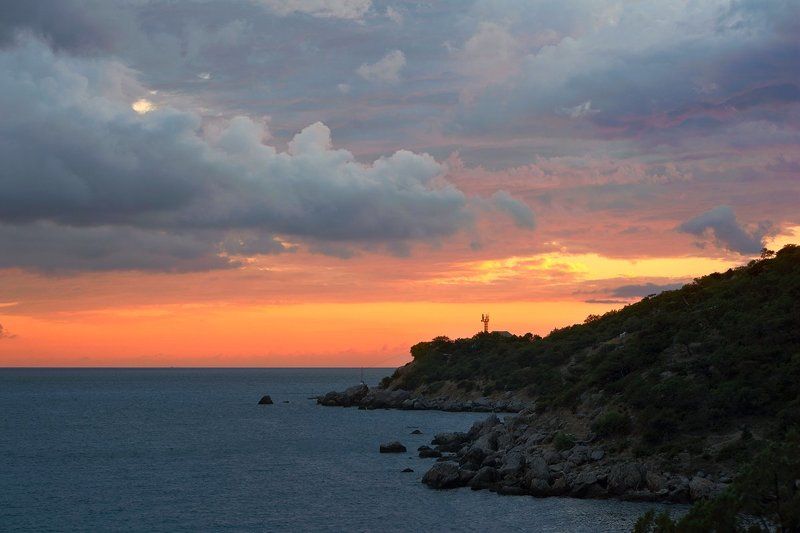 облака, вечер, крым, бухта ласпи, черное море Pro вечерние облака над бухтой Ласпиphoto preview