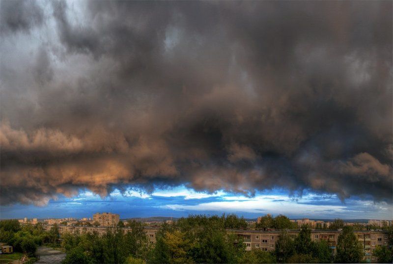 Тучи ходят. Хмуро.photo preview