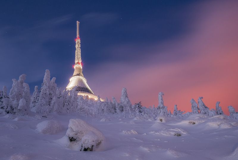 Ještěd, hory, mountains, sníh, snow, frost, mráz, cool, cold, color, sky, stars. Ještědphoto preview