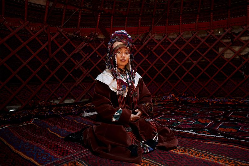 kyrgyzstan, girl, portrait, yurt, nomad, dress Kyrgyz girlphoto preview