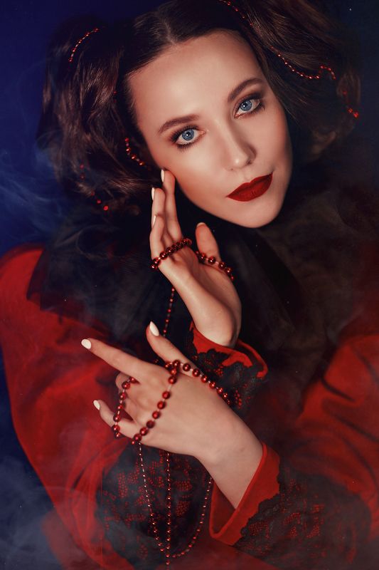 Red Queenphoto preview