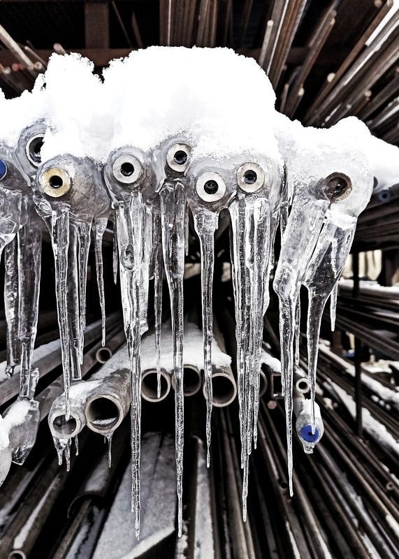 спб, питер, зима, снег, красота Слёзы сантехника.photo preview