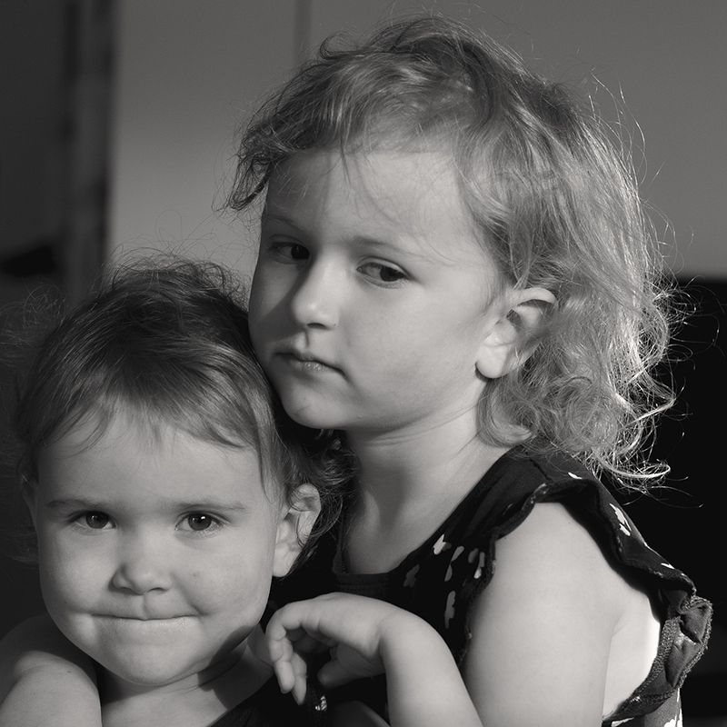 “Sisters “photo preview