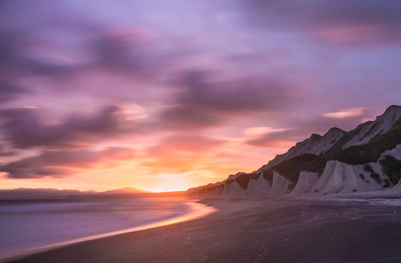 Белые скалыphoto preview