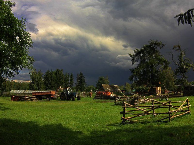 местами грозаphoto preview