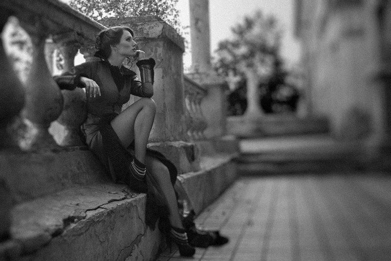 Expressive girlphoto preview